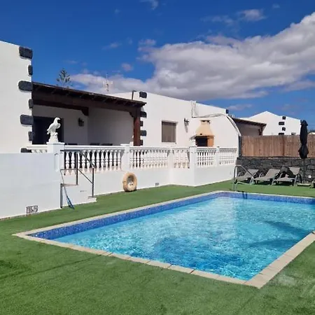 Vinsta Holiday home